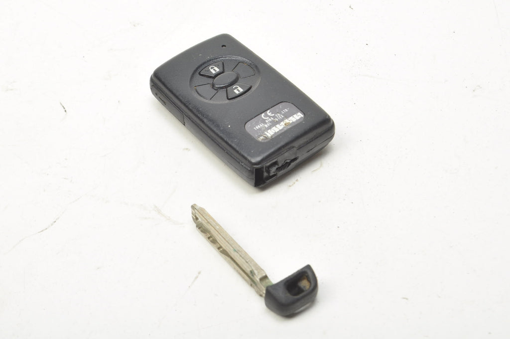 TOYOTA AURIS AND PILOT KEY