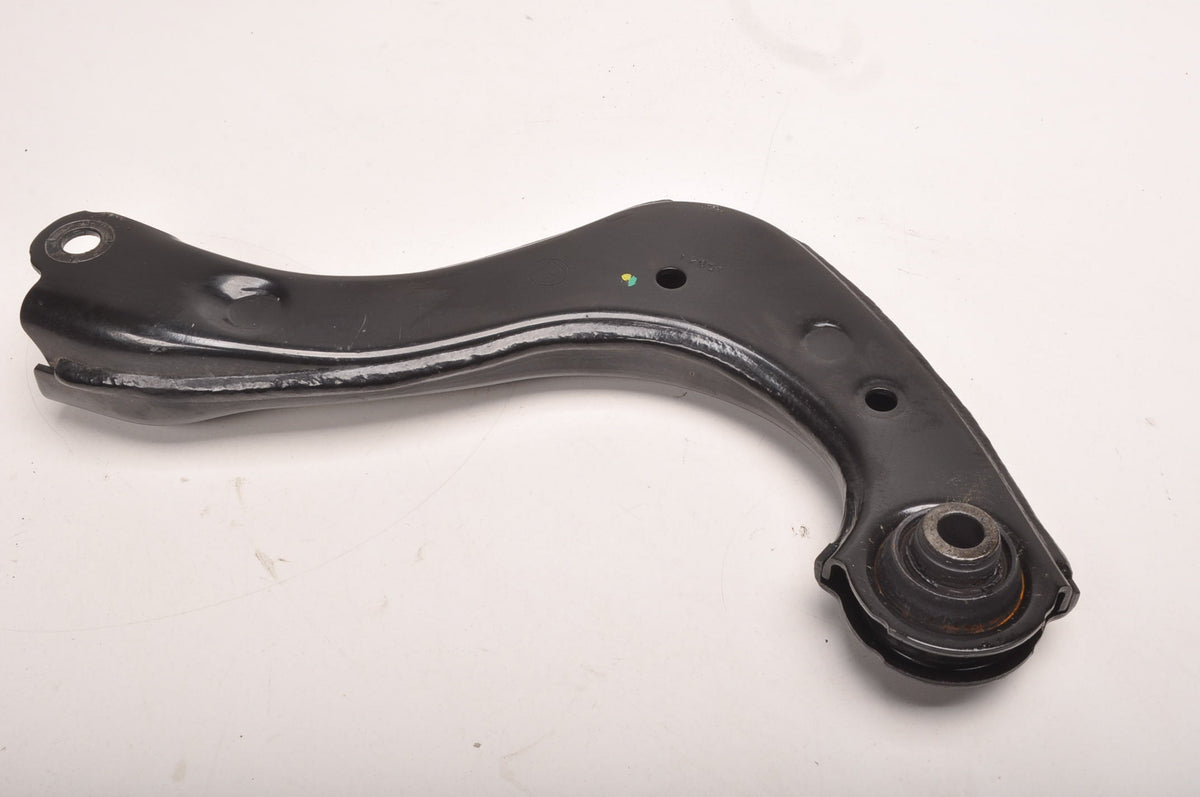 TOYOTA C-HR II CONTROL ARM RIGHT REAR 25R