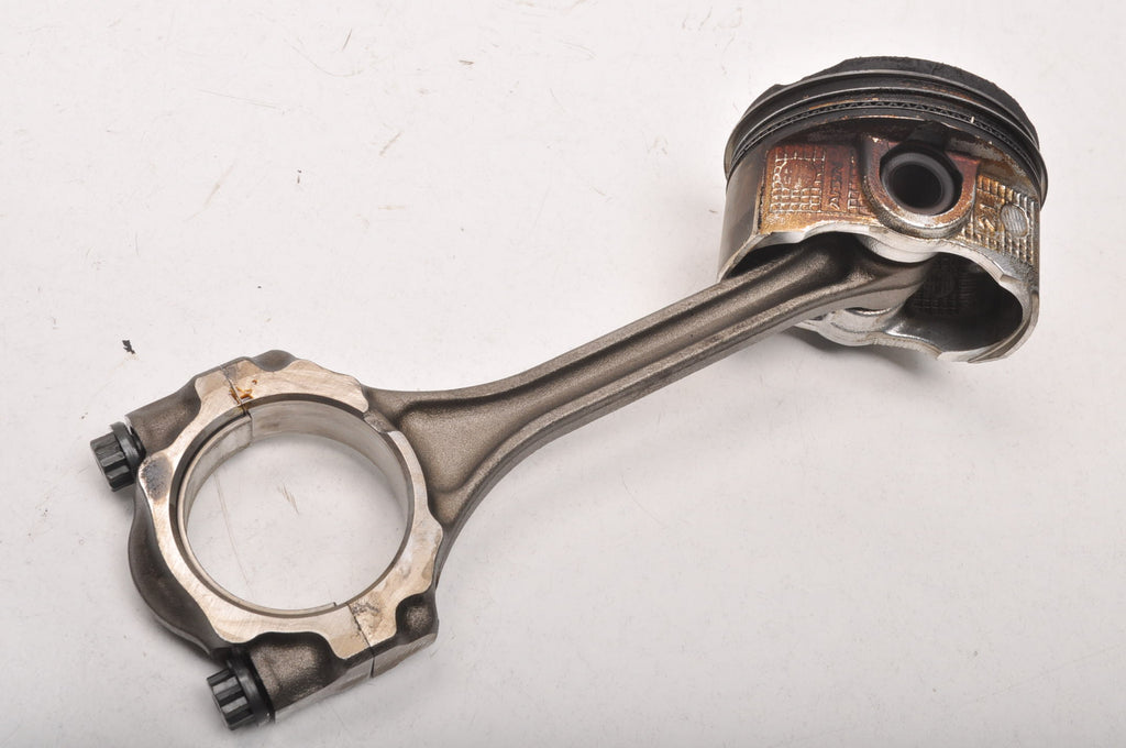 TOYOTA YARIS III 1.3 VVTi 99KM PISTON WITH CONNECTING ROD