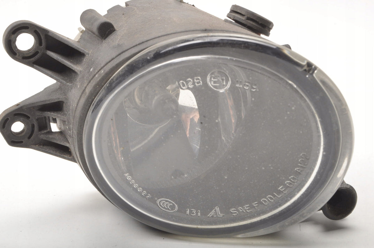 VOLVO C30 HALOGEN RIGHT 31213176