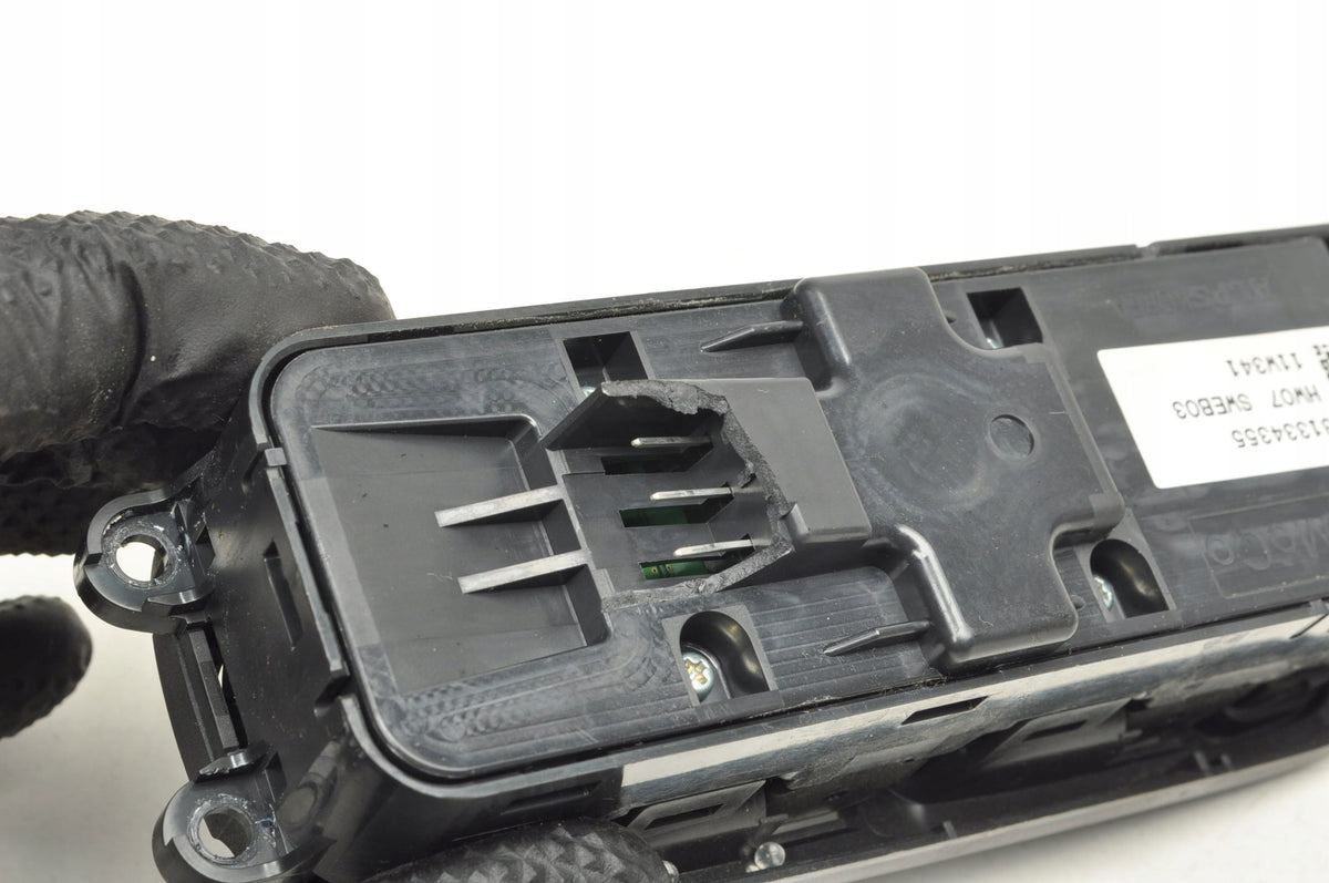 VOLVO C70 II PANEL WINDOW SWITCH 31334355