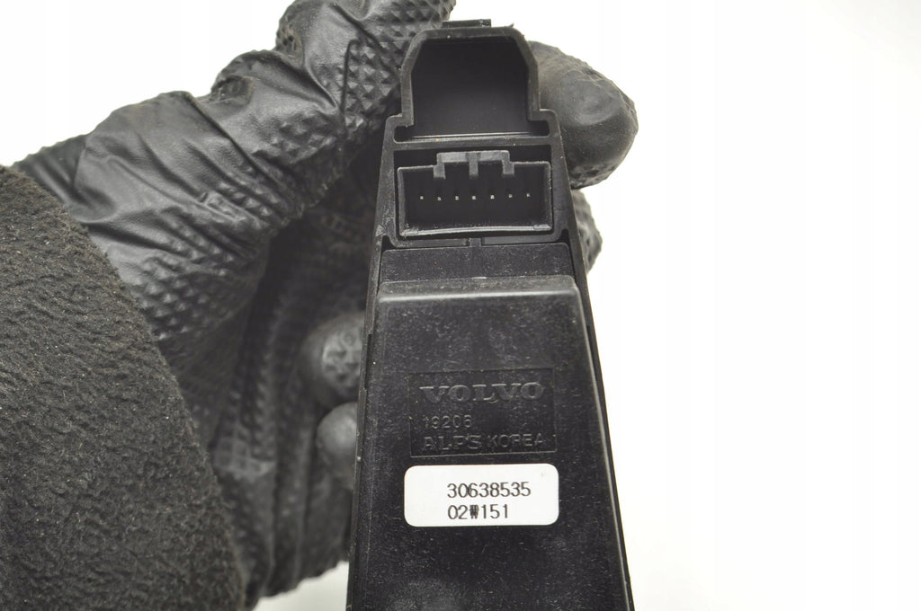 VOLVO S40 AND V40 PANEL WINDOW SWITCH 30638535
