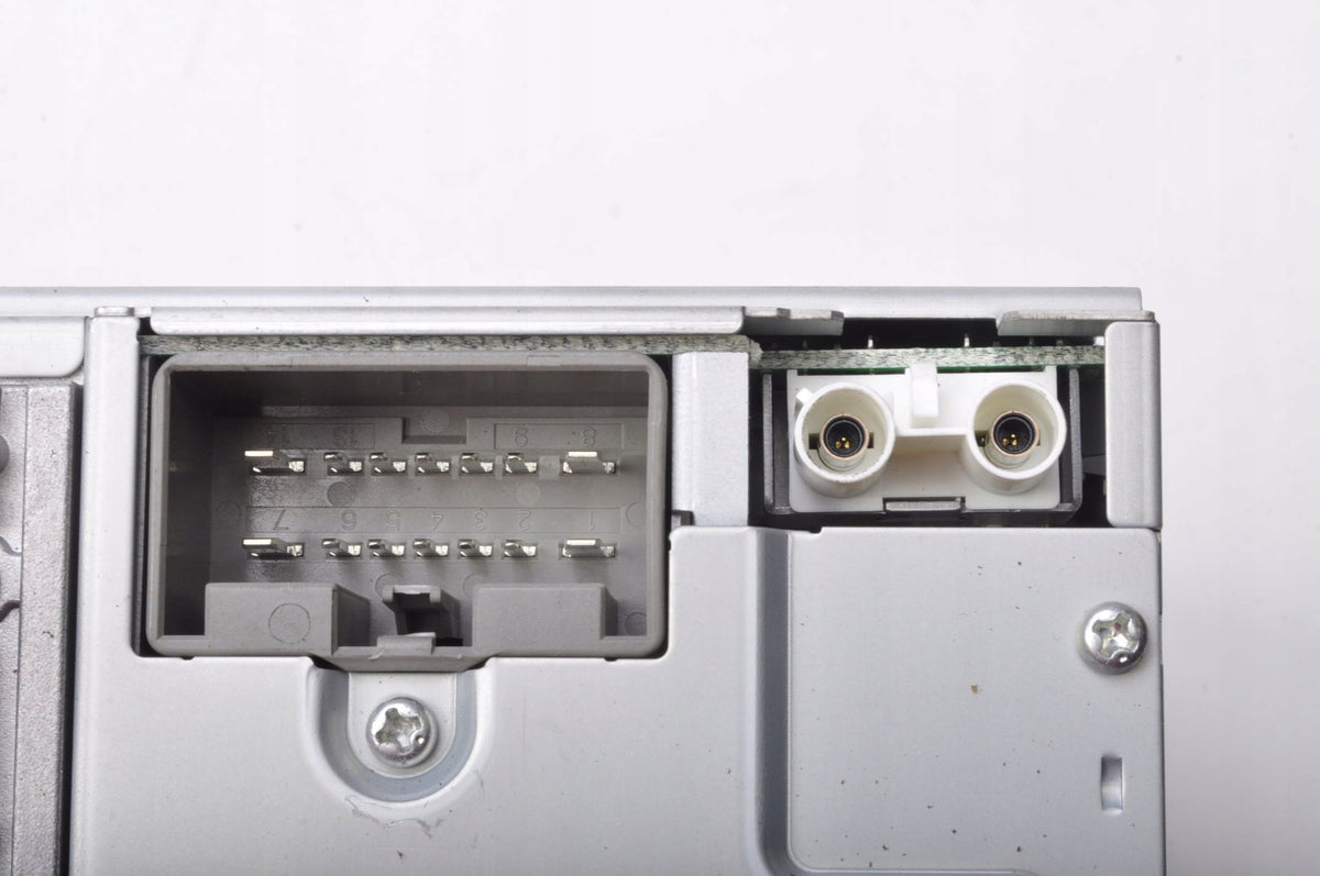 VOLVO S40 II V50 RADIO CD NAVIGATION MODULE 30793649