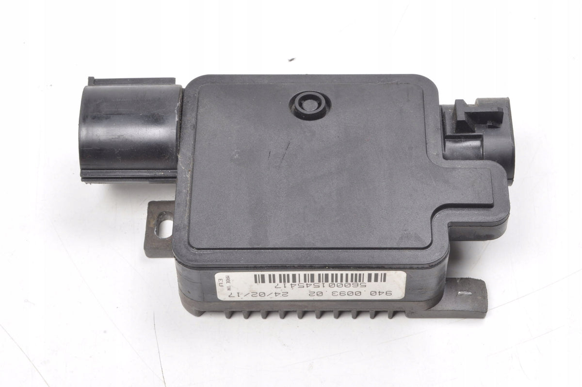 VOLVO V40 II 2.0 D2 FAN CONTROLLER MODULE 940.0093.02