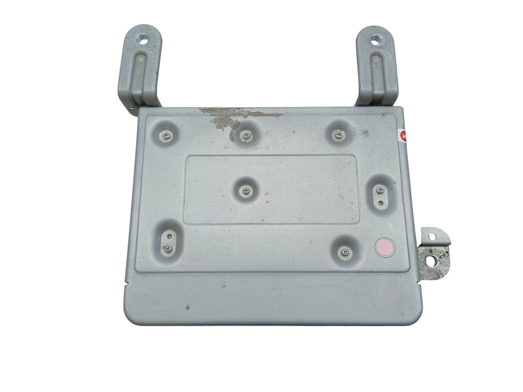 VOLVO V60 AND 31409935 AMPLIFIER