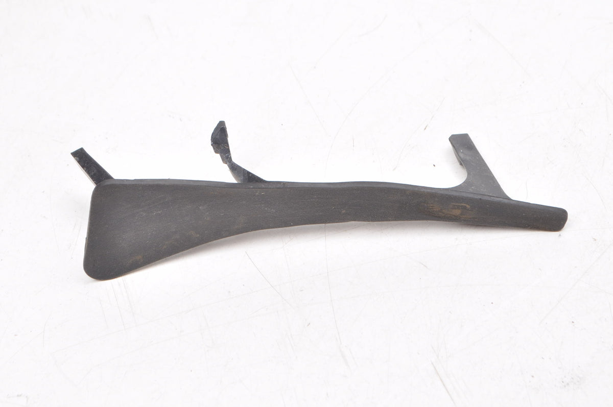 VOLVO V90 II FENDER GUARD RIGHT 31651599