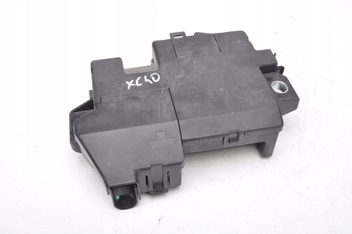 VOLVO XC40 2018- BATTERY CONTROLLER MODULE 32200334