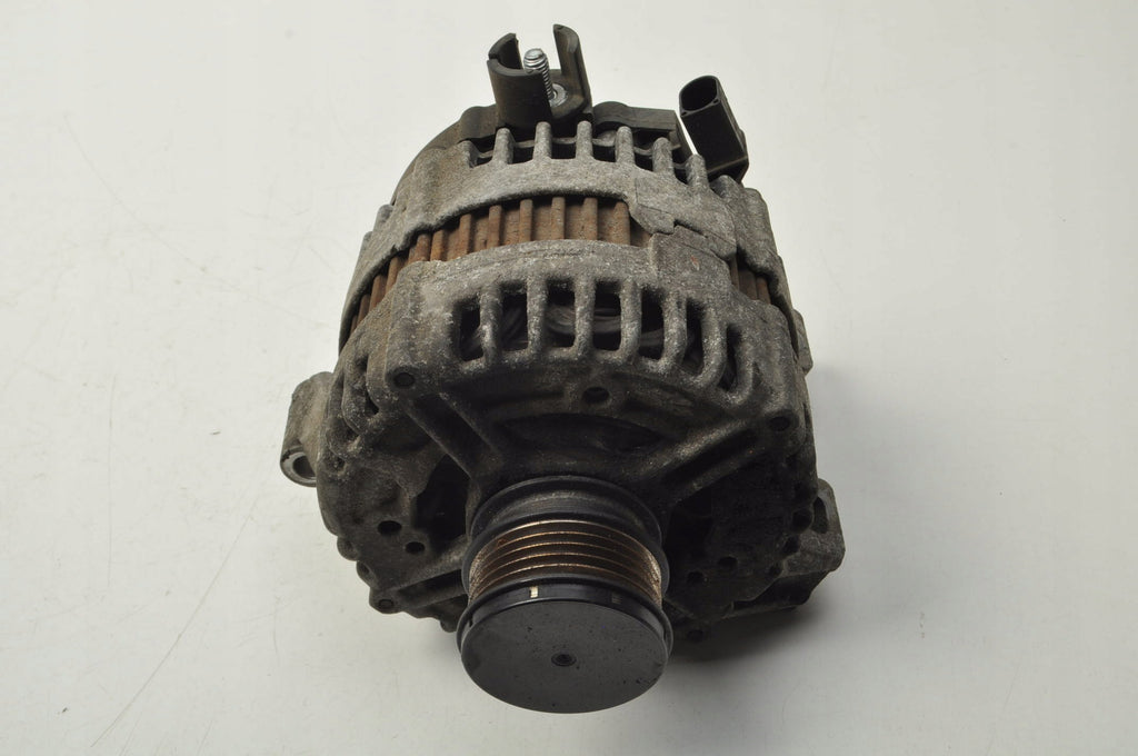 VOLVO XC60 AND 2.4 D5 ALTERNATOR 30659341