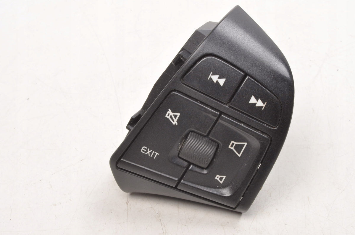 VOLVO XC60 AND STEERING WHEEL BUTTONS 31334462