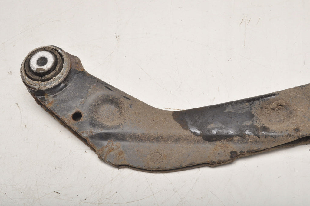 VOLVO XC60 II CONTROL ARM RIGHT REAR 31360584