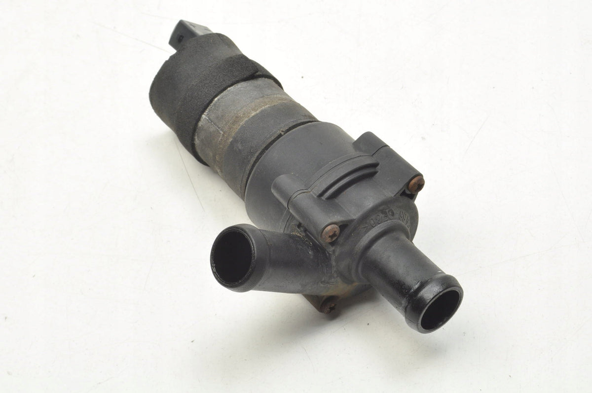 VOLVO XC90 2.4 D5 185KM WATER CIRCULATION PUMP