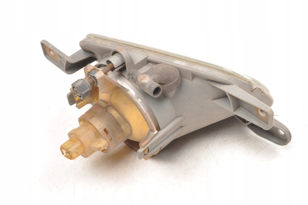 VOLVO XC90 HALOGEN RIGHT 8693796