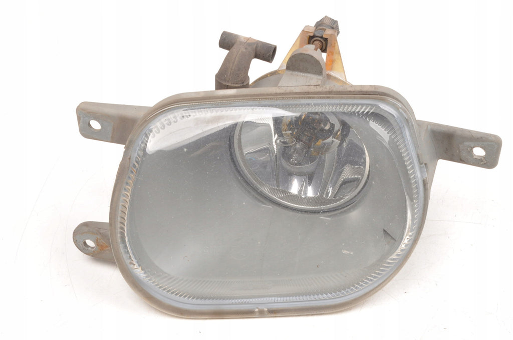 VOLVO XC90 HALOGEN RIGHT 8693796