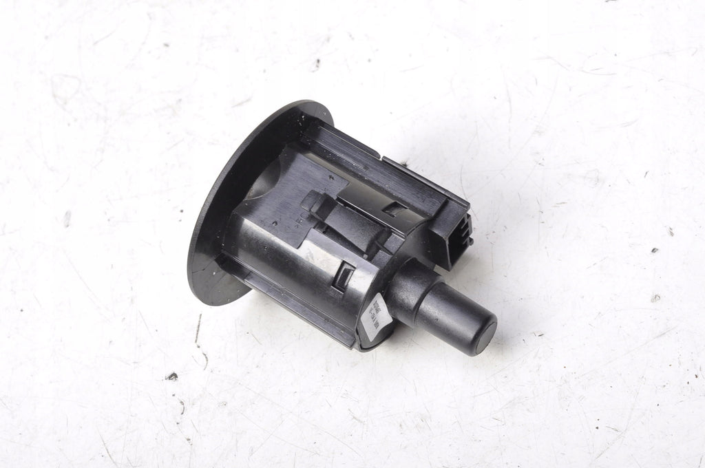 VOLVO XC90 II AIRBAG SWITCH 31376465