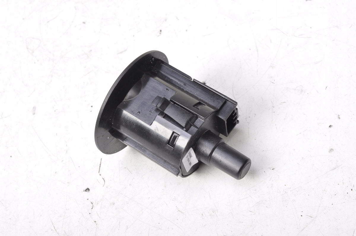 VOLVO XC90 II AIRBAG SWITCH 31376465