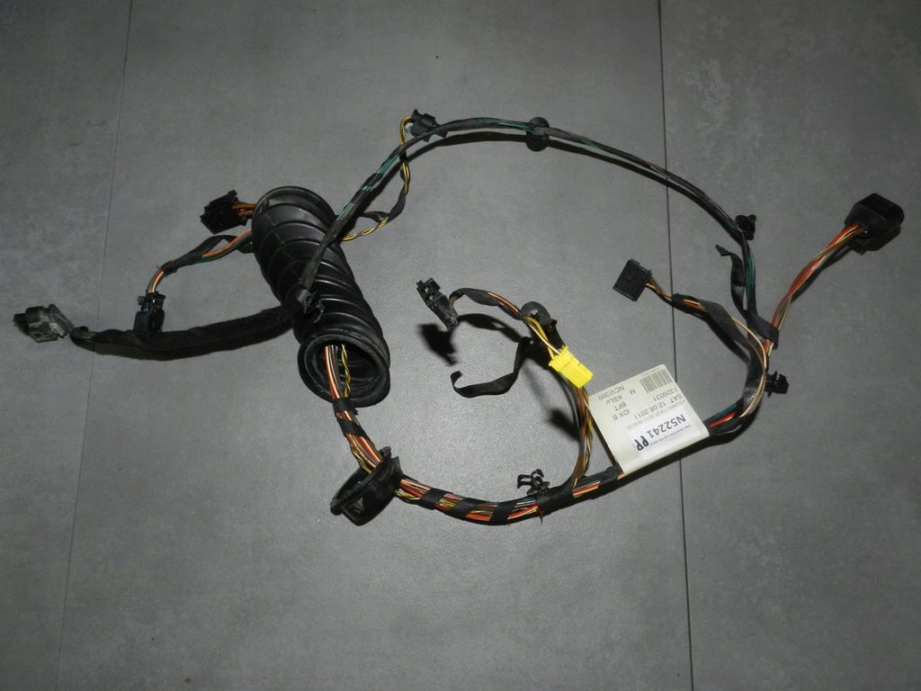 VW CRAFTER DOOR HARNESS RIGHT FRONT A9060005999