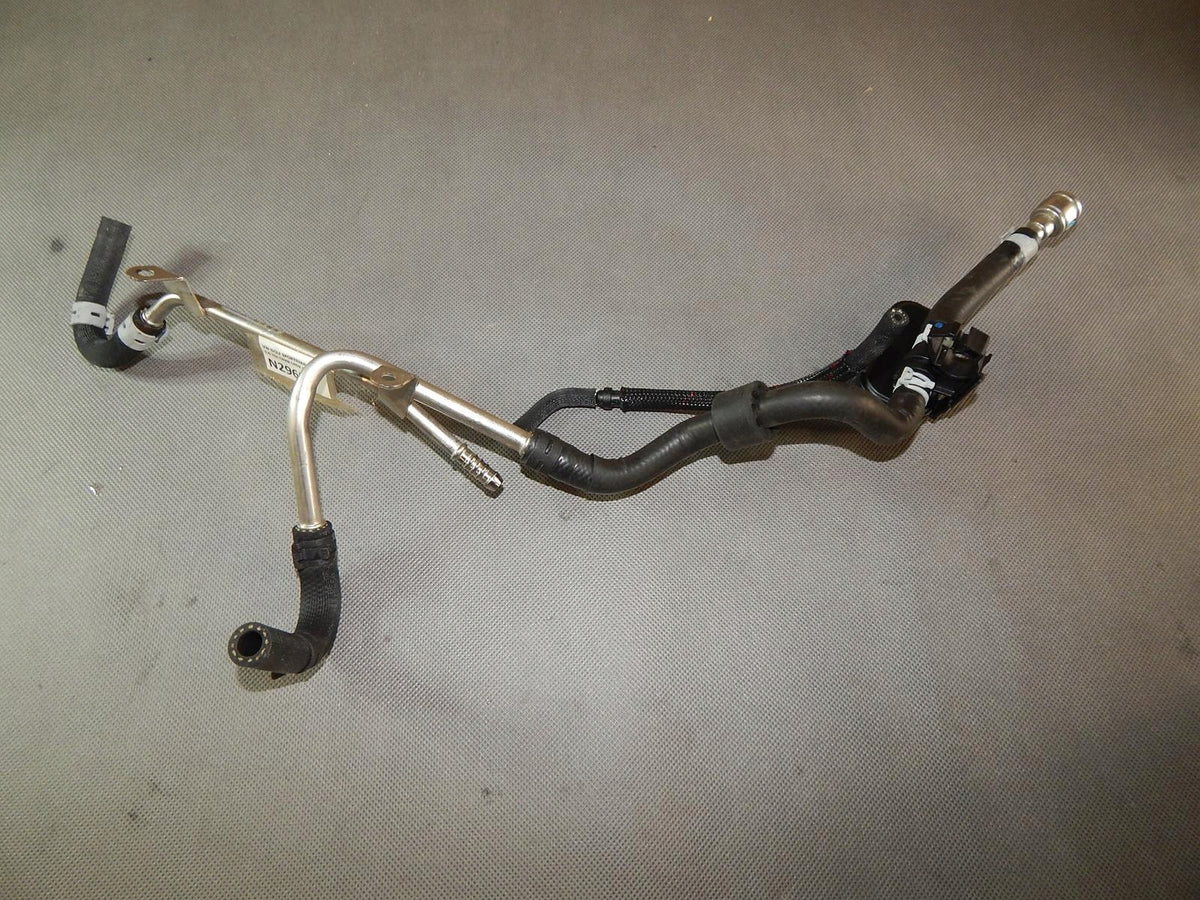 VW GOLF SPORTSVAN FUEL LINE 04L201360G