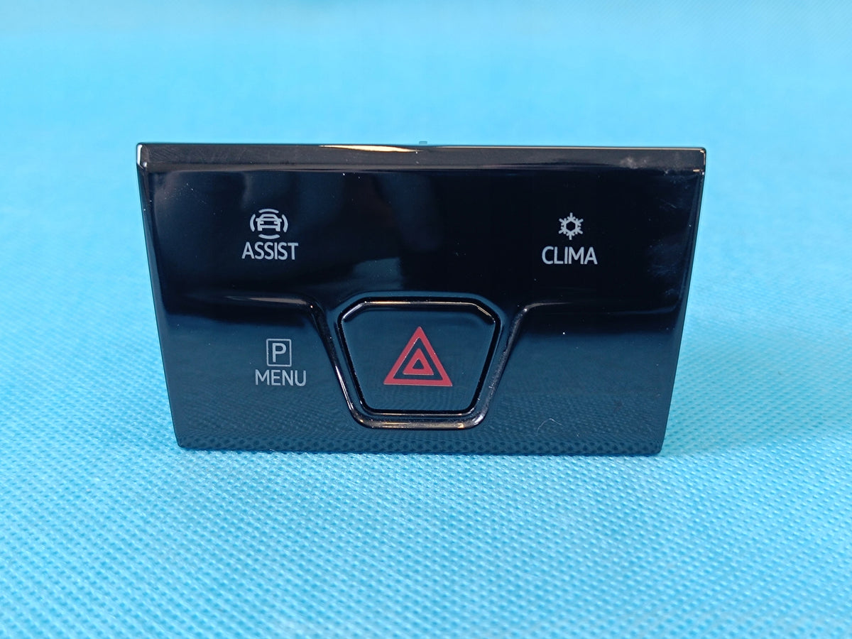 VW GOLF VIII 8 VARIANT 2.0TDI 2022 R EMERGENCY LIGHT BUTTON 5H0925200T