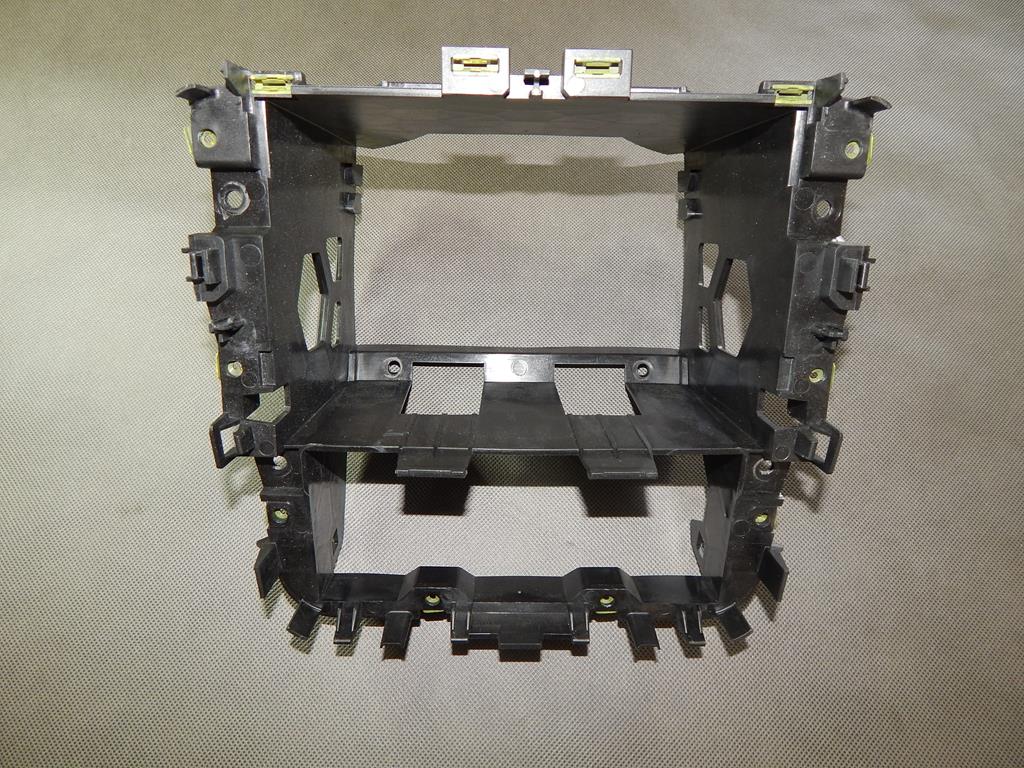 VW SCIROCCO FRAME RADIO POCKET 1K8858005