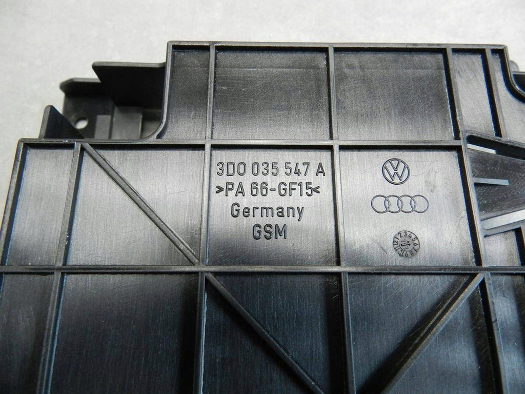 Volkswagen Phaeton BOX HOLDER 3D0035547A